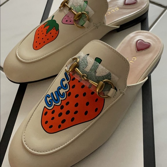 Gucci Strawberry Princeton Mules. - Picture 4 of 4